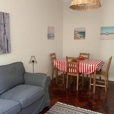Casa Do Largo Sardinha - Very Central Apartment With Ac Lisbona Esterno foto